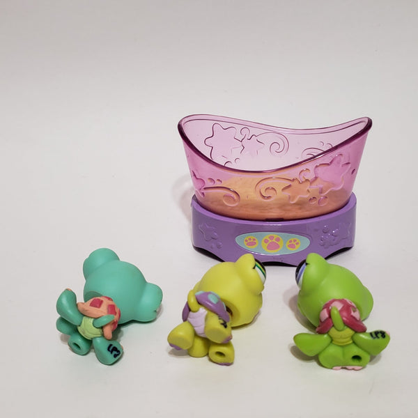 WW Littlest Pet Shop Petriplet Triplet  1885 1886 1887 Baby Turtle Green Teal with Accessory Authentic AIK Minor Wear AUG12 J86