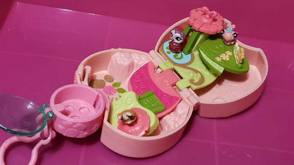 Littlest Pet Shop LPS Teeniest Tiniest Mini Playset with 3 Tiniest Pets Authentic Comes As Shown DEC13J SEE VIDEO