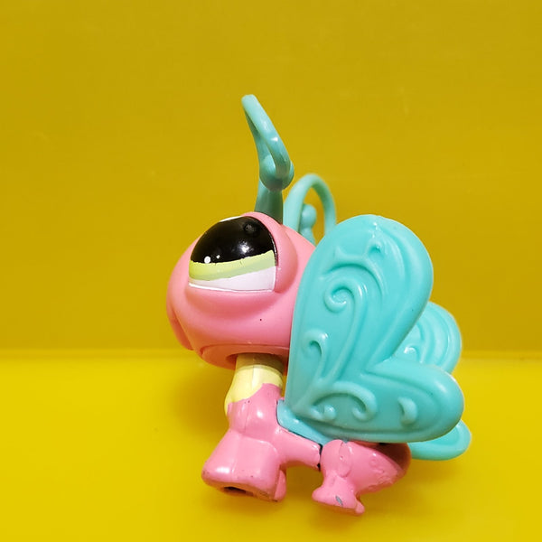 LITTLEST PET SHOP Rare Blue Pink Butterfly 1917 Green Eyes Authentic AIK NOV08J