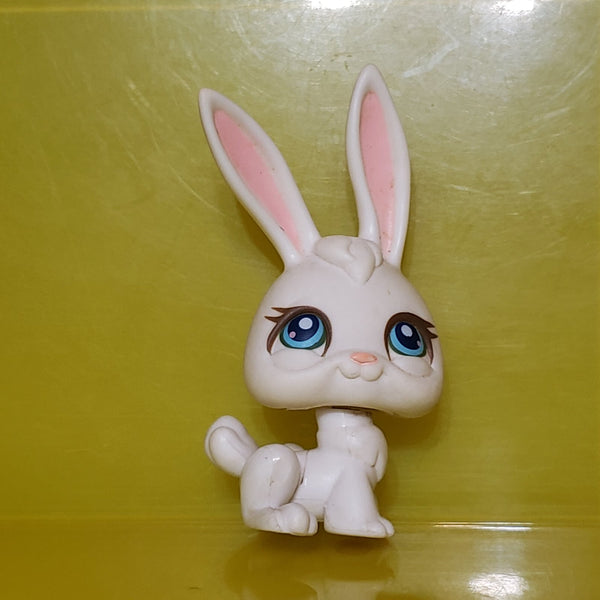 Littlest Pet Shop Rabbit 3 White Bunny White Blue Eyes, Brown Eyelashes LPS Comes As Shown OCT22J