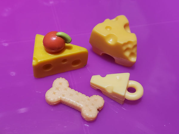 Littlest Pet Shop Lot of 4 Chese and Treat Food Set Accessory Authentic APR22J