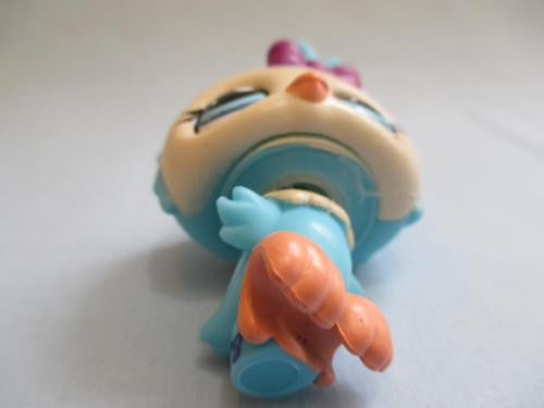 LIKE NEW Littlest Pet Shop Blue OWL 1569 Aqua Blue Eyes Purple Bow Authentic Exclusive FEB08J