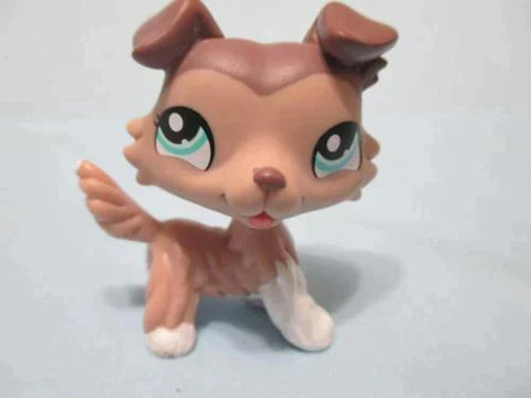 Littlest Pet Shop 1330 Purple Tan White Collie Mauve Dog with Aqua Eyes LPS Authentic Very Rare HTF May01npo29