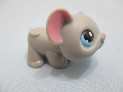 LIKE NEW Littlest Pet Shop Merry Gray Mouse Blue Eyes 104 Pet Authentic LPS Feb19ni
