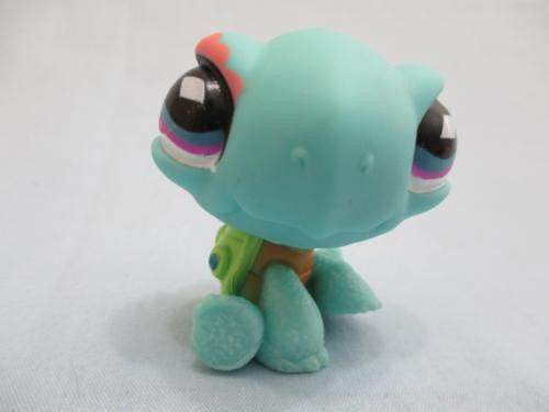 turtle #522 sitting teal green lps