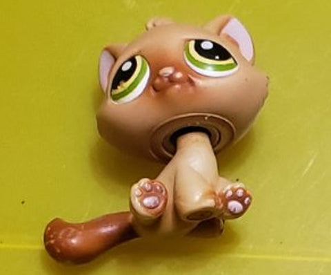 Littlest Pet Shop 194 Tan & Brown Sitting Tabby Cat Yellow Eyes Authentic Slightly Blemished As Shown MAY07J86