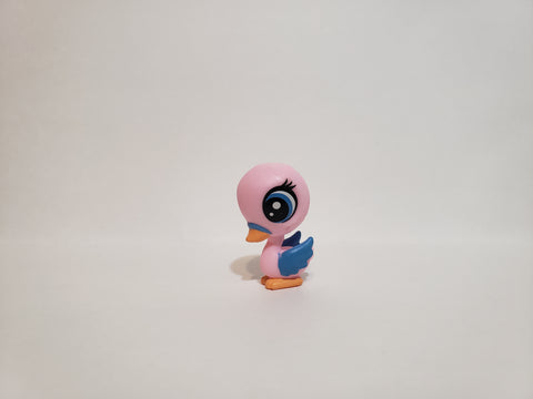 LIKE NEW Littlest Pet Shop Mini Baby Swan Aya Swanson 1-126 Authentic LPS JAN05NPO1