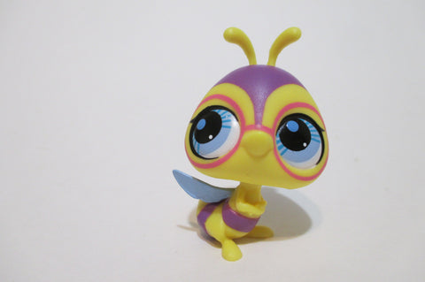LIKE NEW Littlest Pet Shop 3132 Purple Yellow Blue Dot Eyes Bee Authentic APR16J