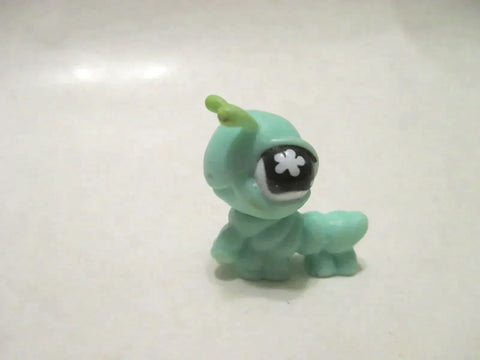 LIKE NEW Littlest Pet Shop Mini Baby Worm Caterpillar Flower Eyes Inchworm Bug Cricket Authentic Apr26ni