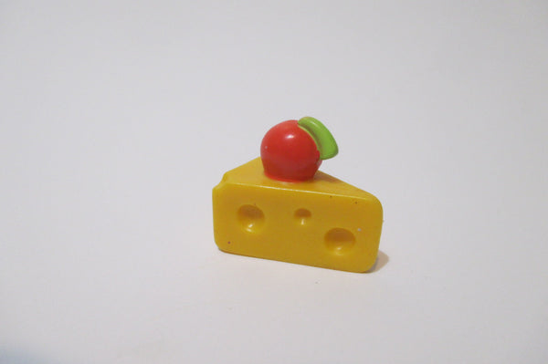 Littlest Pet Shop Yellow Cheese Slice W Apple Food Accessory Authentic Lps JUL30J