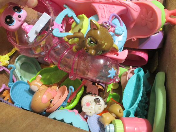 GIVEAWAY Littlest Pet Shop Lot 7 LBS Box Full of Toys LPS Figures, Houses, Accessories, and Parts SOLD AS IS