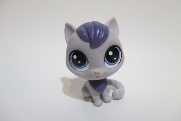LIKE NEW  Littlest Pet Shop 2-76 Dane Catso Grey Purple Cat Blue Eyes Authentic LPS Nov3ni