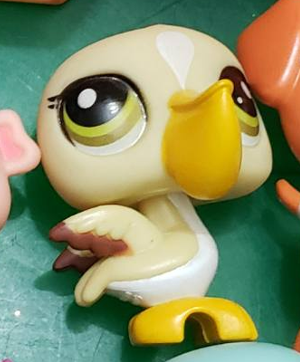 LIKE NEW Littlest Pet Shop G7 Gen 7 New Generation Pelican 62 Authentic LPS Dec16ni