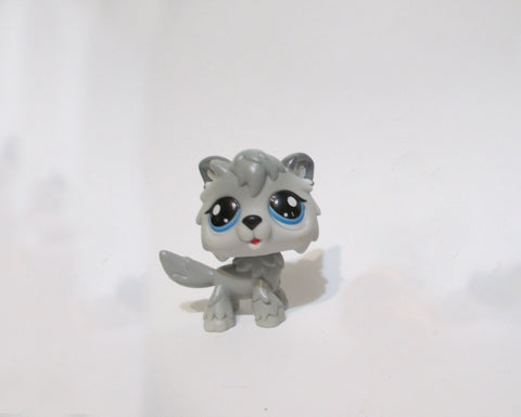 LIKE NEW Littlest Pet Shop Gen 7 G7 Gray Timber Wolf 20 Authentic May25ni