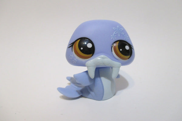 LIKE NEW  Littlest Pet Shop Gen 7 G7  Blind Box #17 Blue Walrus Flower Authentic Lps NIB MAY18J