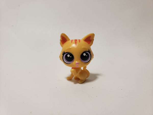 Littlest Pet Shop Mini Baby Teensies Skipley Runaround Kitten Cat LPS Authentic JAN03J