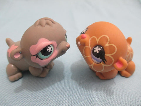 LIKE NEW Littlest Pet Shop Lot Hamster Gray Flower 624 625 Set Authentic  Lps APR30A