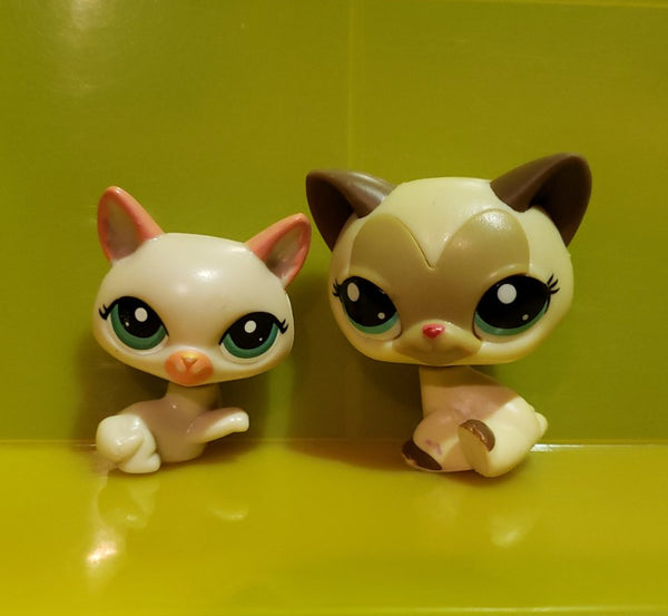 Littlest Pet Shop Lot of 2 McDonalds Happy Meal Toys Shorthair Cat CUT FROM BASE LPS Figure Oct17ni
