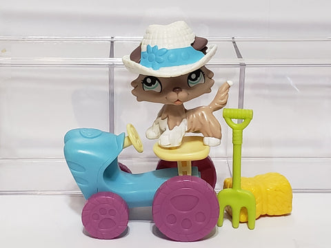 LIKE NEW Littlest Pet Shop 1330 Purple Tan White Collie Mauve Dog w/ Farm Tractor Hay Accessories Set Authentic Jan22ni