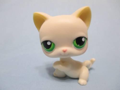 LIKE NEW Littlest Pet Shop LPS White & Yellow Cat 98 Shorthair Short Hair Paw Up Green Eyes Kitty Authentic LPS SEE VIDEO Apr21n
