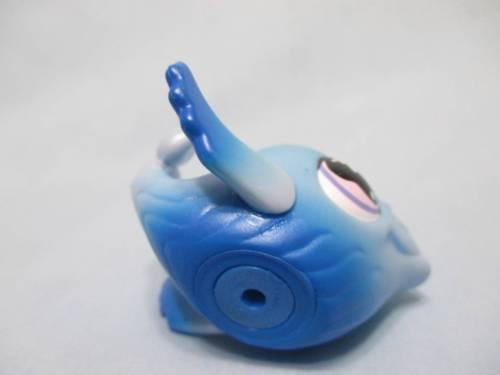 Littlest Pet Shop 824 WHALE Blue Yellow Starfish Shimmer Authentic LPS May05na