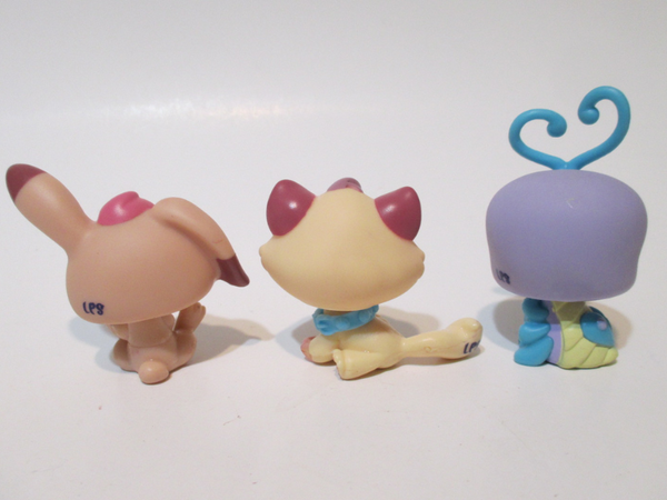 LIKE NEW Littlest Pet Shop Tea Time Fun Lovebug 1918 Cat 1919 Bunny 1920 Super Rare Set DEC15J