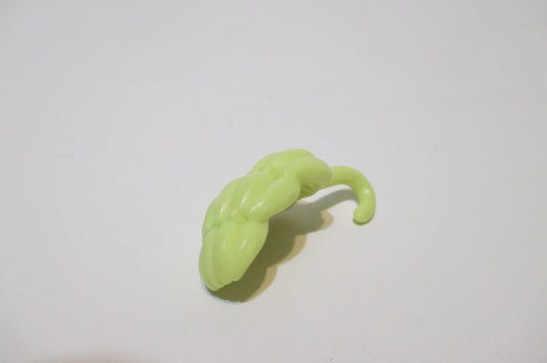 Littlest Pet Shop Lot of 2 Banana Fruit Food Accessory SEE VIDEO AS SEEN ON SO MUCH IN LOVE EPISODE 7 SEP17J