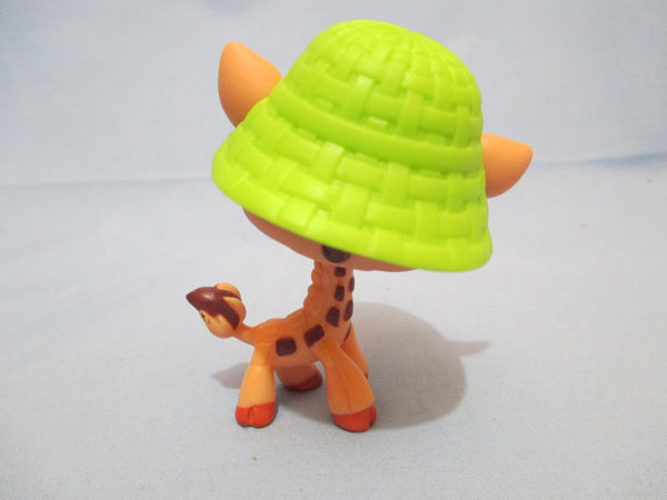 LIKE NEW Littlest Pet Shop Giraffe 1488 w Original Hat Accessory Authentic Lps DEC15J