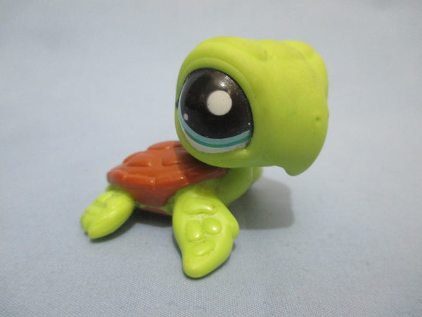 Littlest Pet Shop Rare Turtle Tortoise Green 2441 With Blue Eyes Authentic AIK