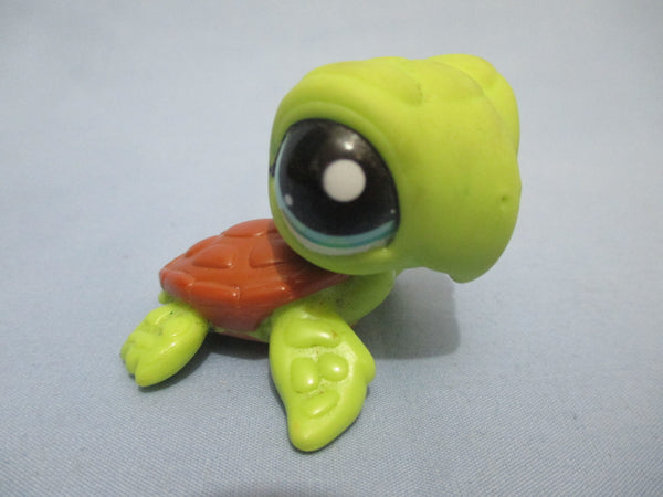 Littlest Pet Shop Rare Turtle Tortoise Green 2441 With Blue Eyes Authentic AIK