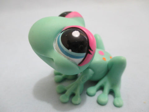 LIKE NEW Littlest Pet Shop 2357 Green Frog With Pink And Orange Spots Authentic MAR30A