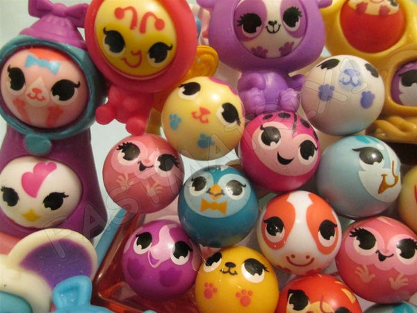 Littlest Pet Shop Lot 4 Random Rolleroos Friends + 4 Body Access. Generation 4