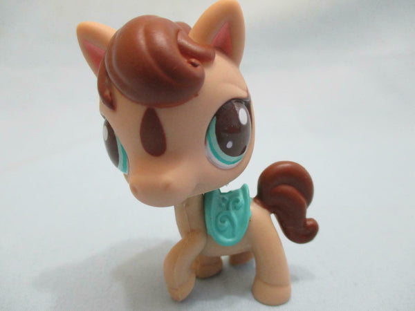 LIKE NEW Littlest Pet Shop 2666 Tan Caramel Horse Pony w Aqua Eyes Authentic OCT20J NN